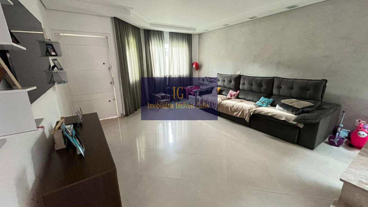 Sobrado à venda em Santo André, Jardim Las Vegas, com 3 quartos, 229m²